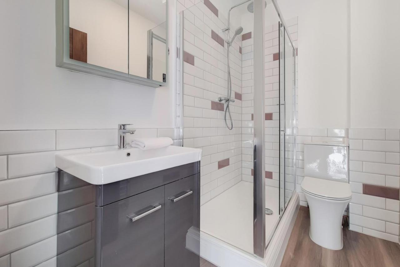 Roomspace Serviced Apartments - Brewers Lane 里士满 外观 照片