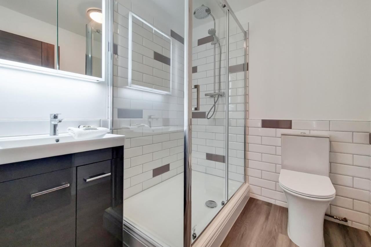 Roomspace Serviced Apartments - Brewers Lane 里士满 外观 照片